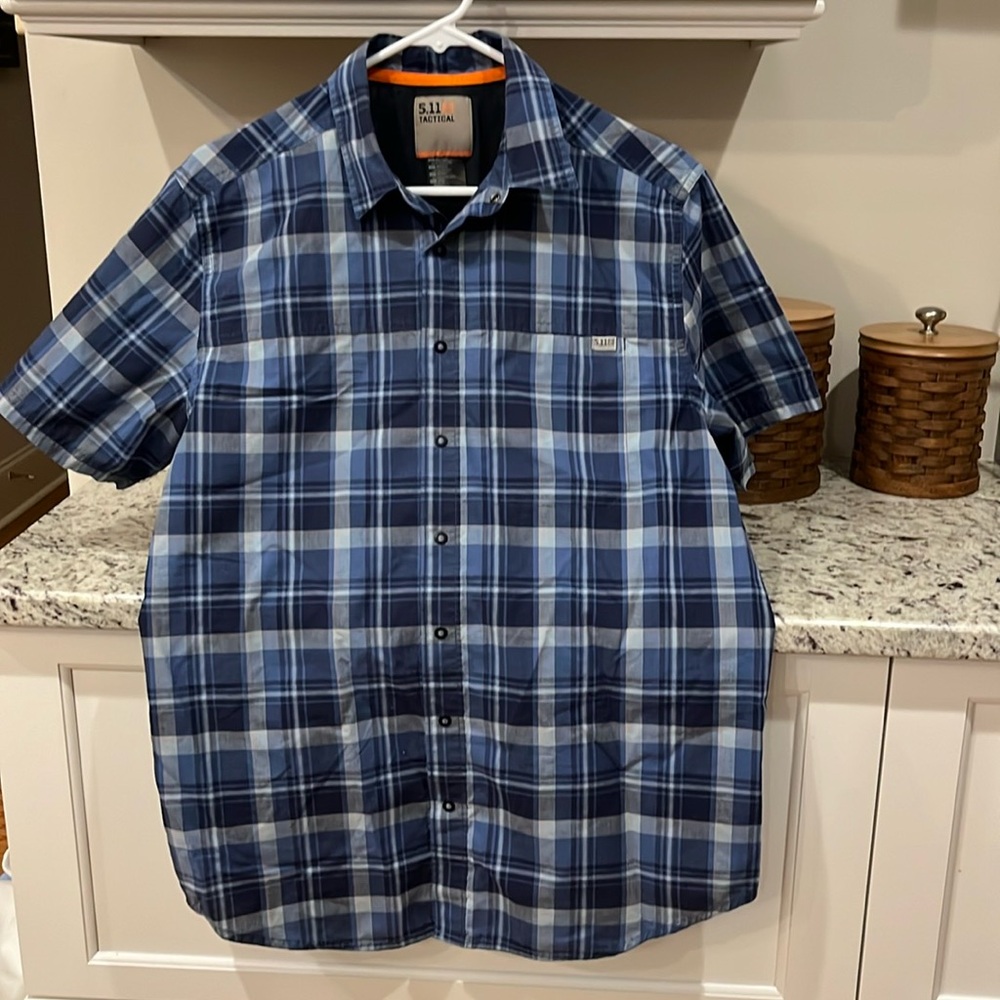 Men’s 5.11  tactical shirt